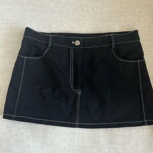 Peppermayo skirt size 6 us, never been worn